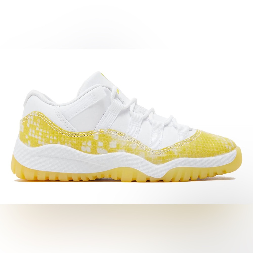 Jordan 11 Retro Low